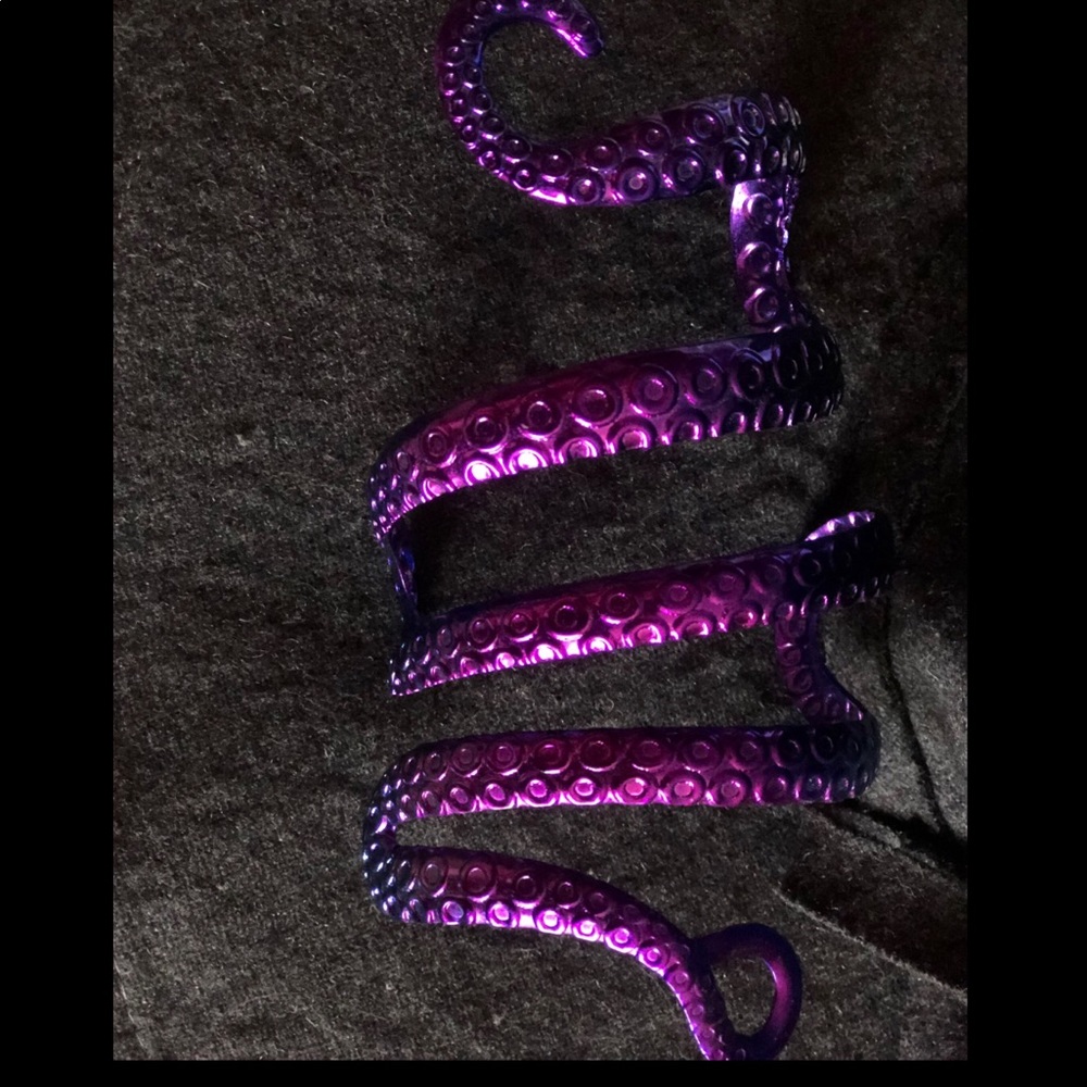 Octopus tentacle Bracelet